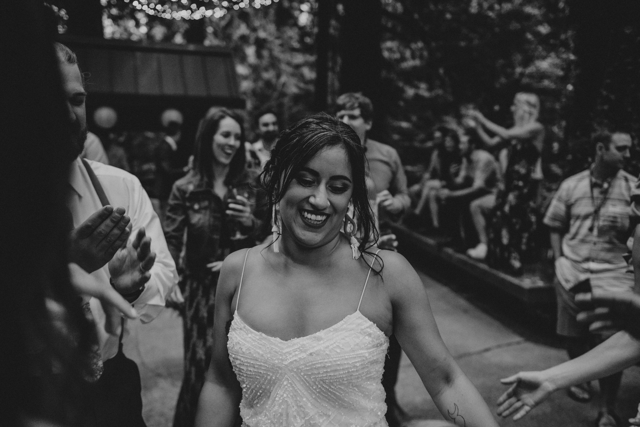 intimate-boho-campfire-wedding-shangri-la-on-the-green-seattle-wedding-photographer-caitlyn-nikula-photography-132.jpg