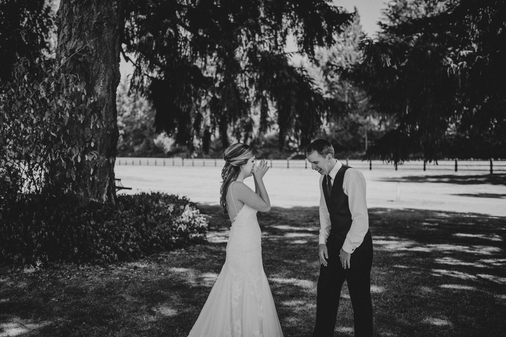 kristen-and-cody-the-kelley-farm-wedding-seattle-photographer-caitlyn-nikula-28.jpg
