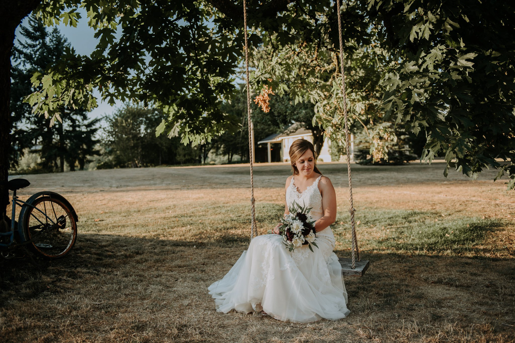 kristen-and-cody-the-kelley-farm-wedding-seattle-photographer-caitlyn-nikula-87.jpg