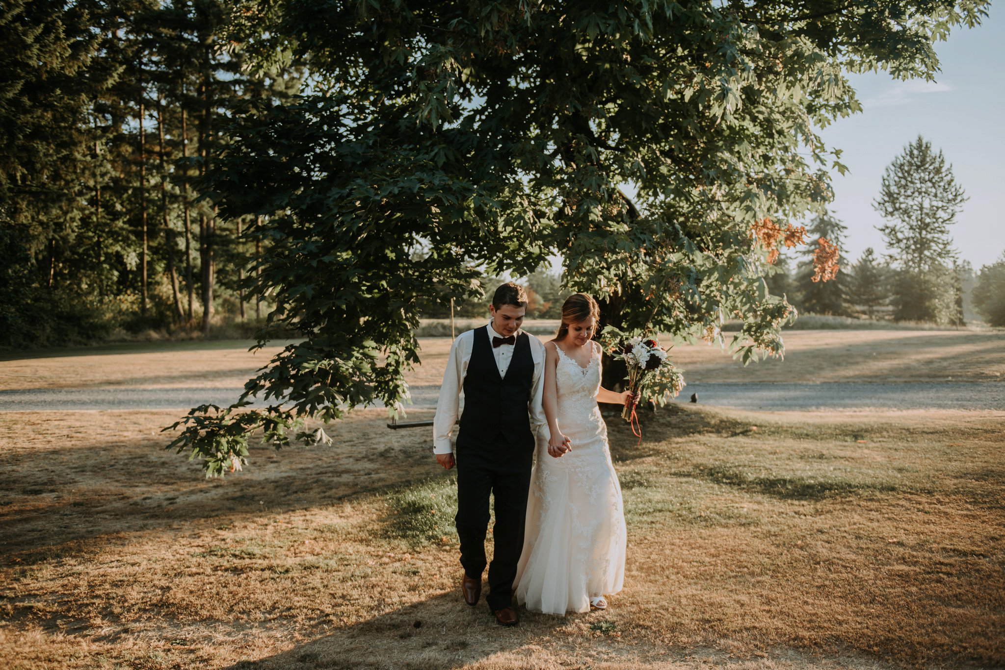 kristen-and-cody-the-kelley-farm-wedding-seattle-photographer-caitlyn-nikula-90.jpg