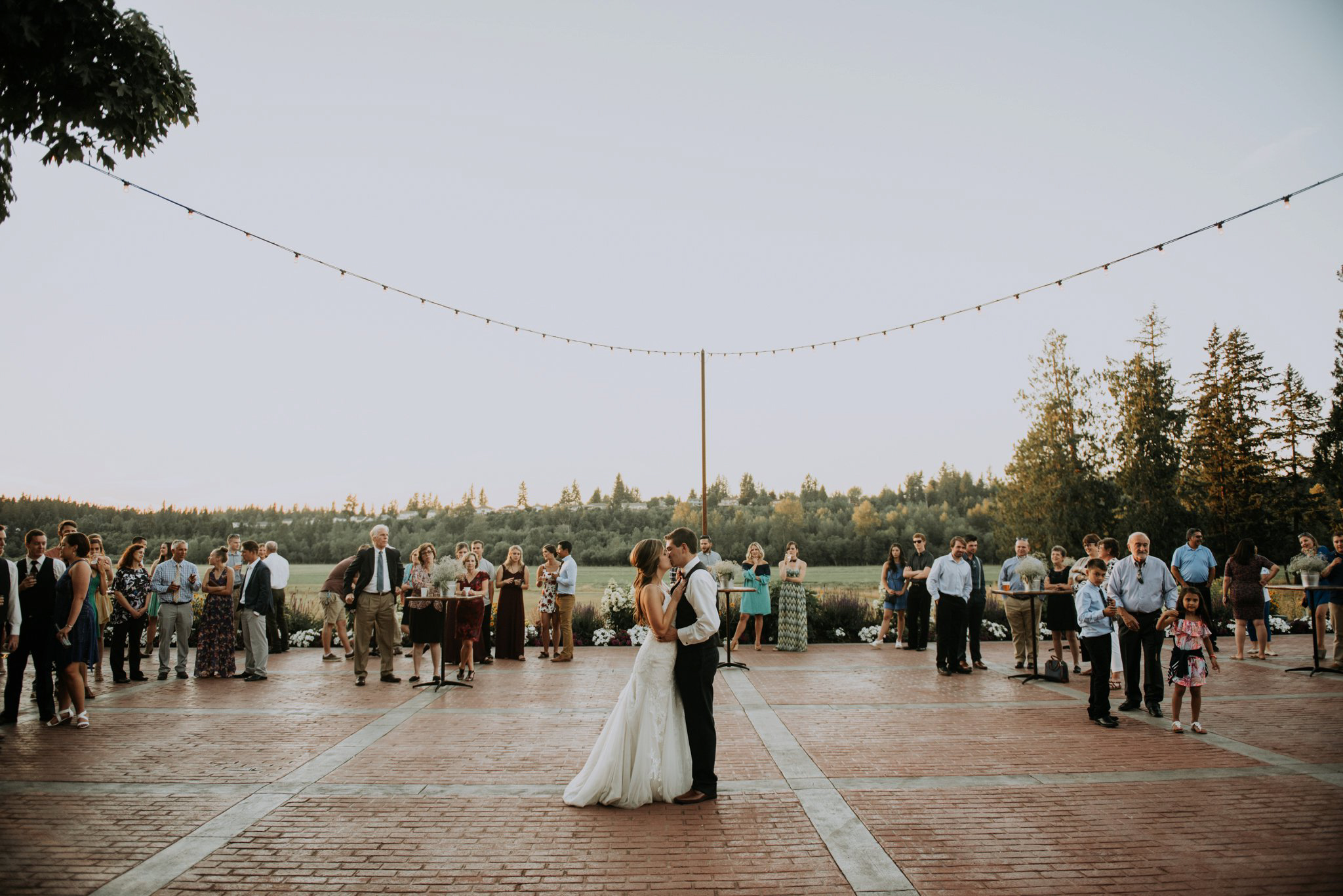 kristen-and-cody-the-kelley-farm-wedding-seattle-photographer-caitlyn-nikula-104.jpg