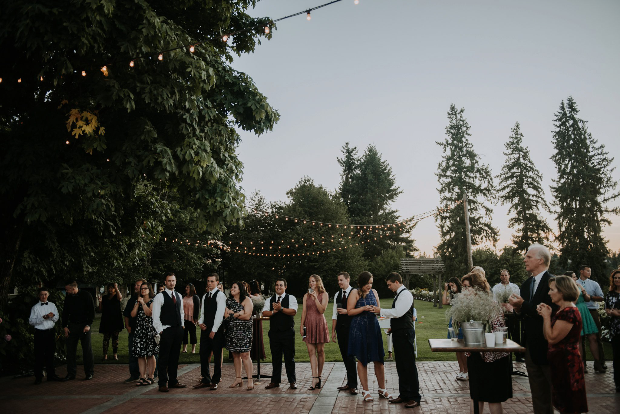 kristen-and-cody-the-kelley-farm-wedding-seattle-photographer-caitlyn-nikula-111.jpg