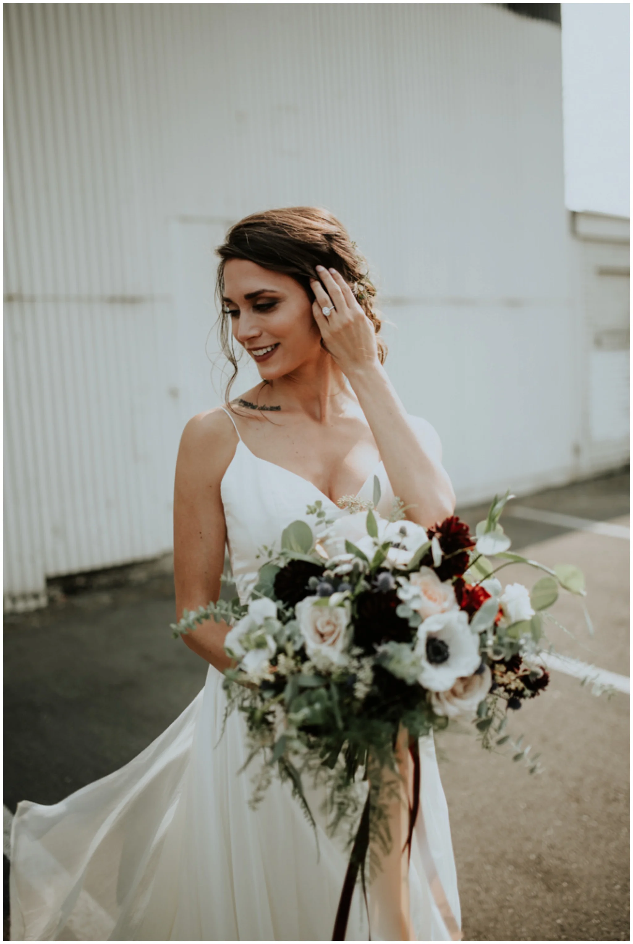 alyssa-keiran-westland-distillery-urban-seattle-wedding-photographer-caitlyn-nikula-89.jpg