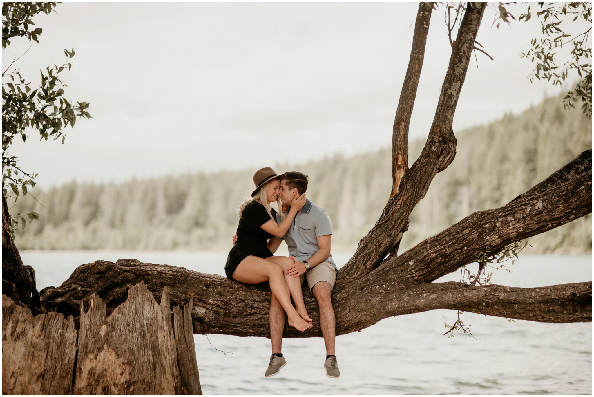 katie-nolan-rattlesnake-lake-engagement-session-seattle-wedding-photographer-012.jpg