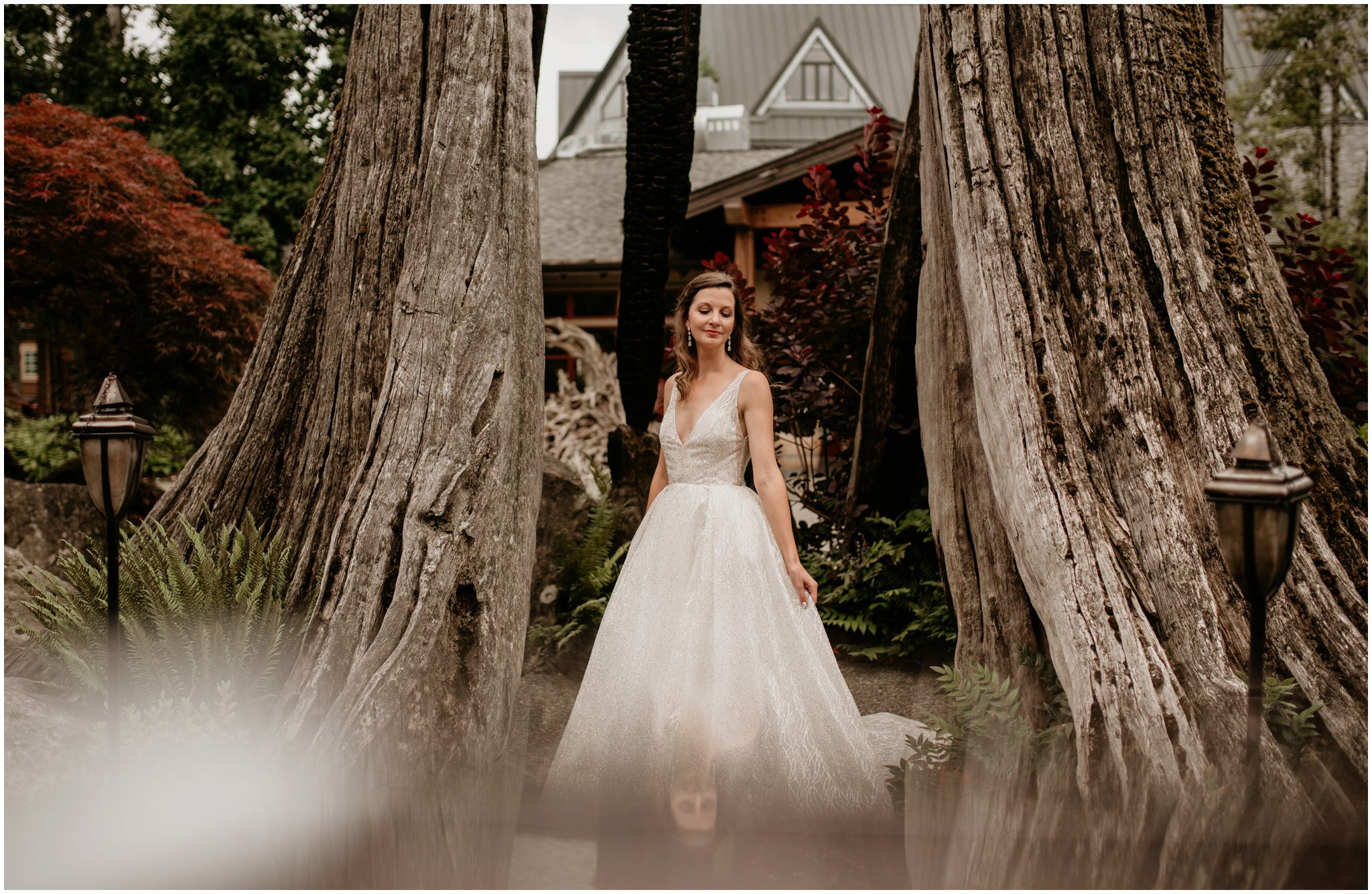emily-matthew-delille-cellars-venue-seattle-wedding-photographer-031.jpg