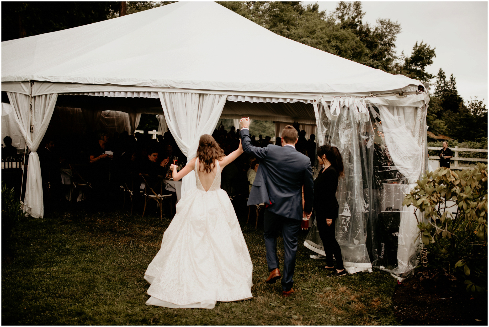 emily-matthew-delille-cellars-venue-seattle-wedding-photographer-104.jpg