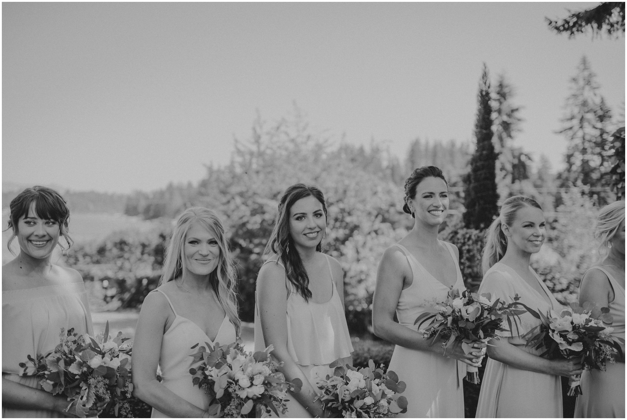 alicia-and-andy-green-gates-at-flowing-lake-seattle-wedding-photographer-060.jpg