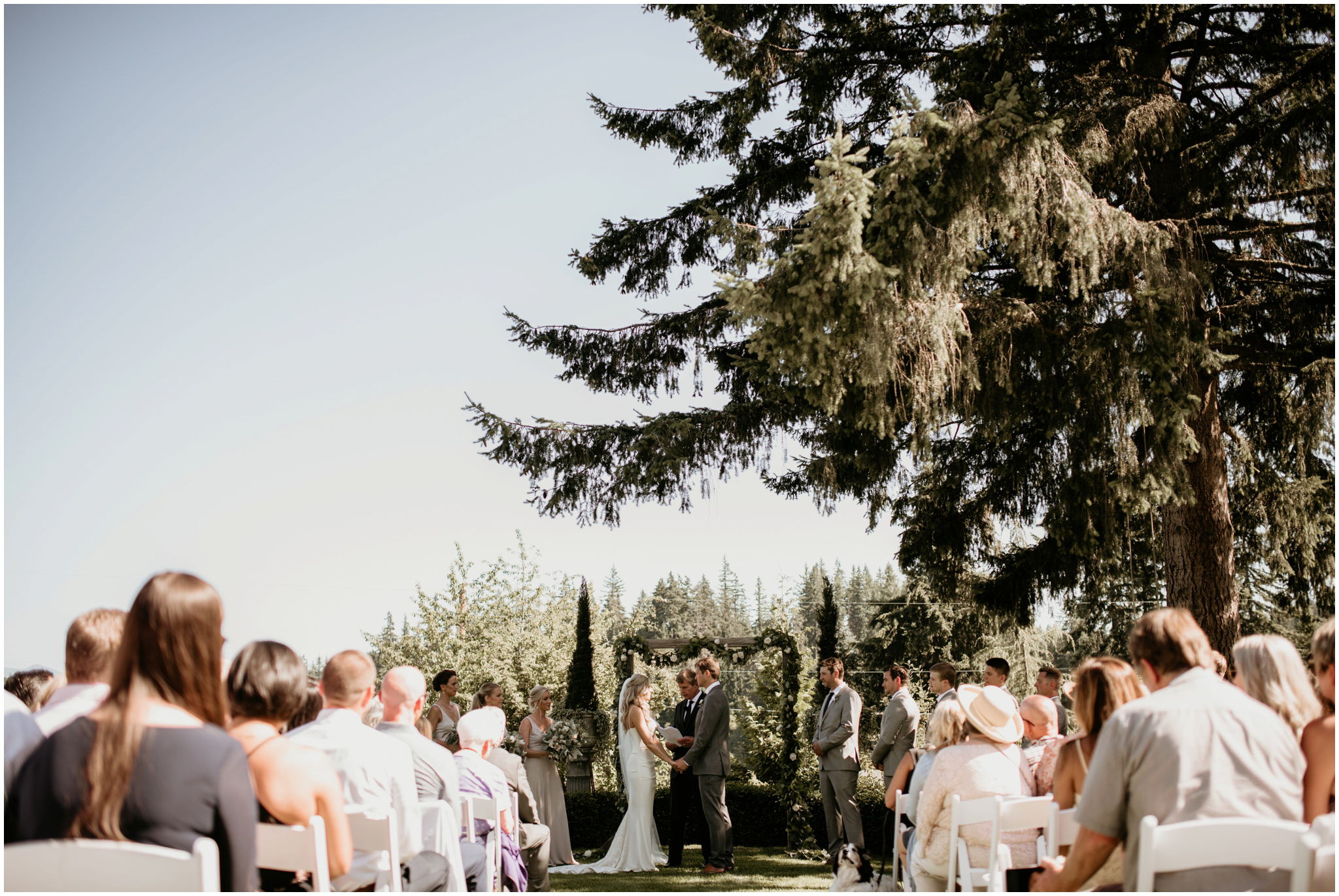 alicia-and-andy-green-gates-at-flowing-lake-seattle-wedding-photographer-064.jpg