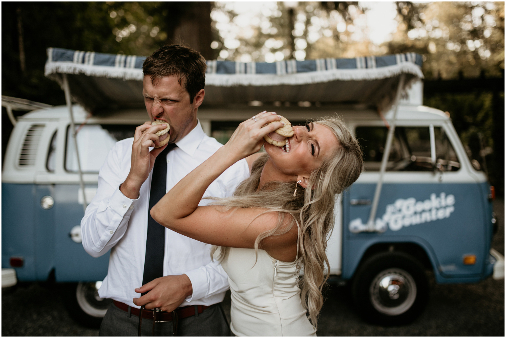 alicia-and-andy-green-gates-at-flowing-lake-seattle-wedding-photographer-131.jpg
