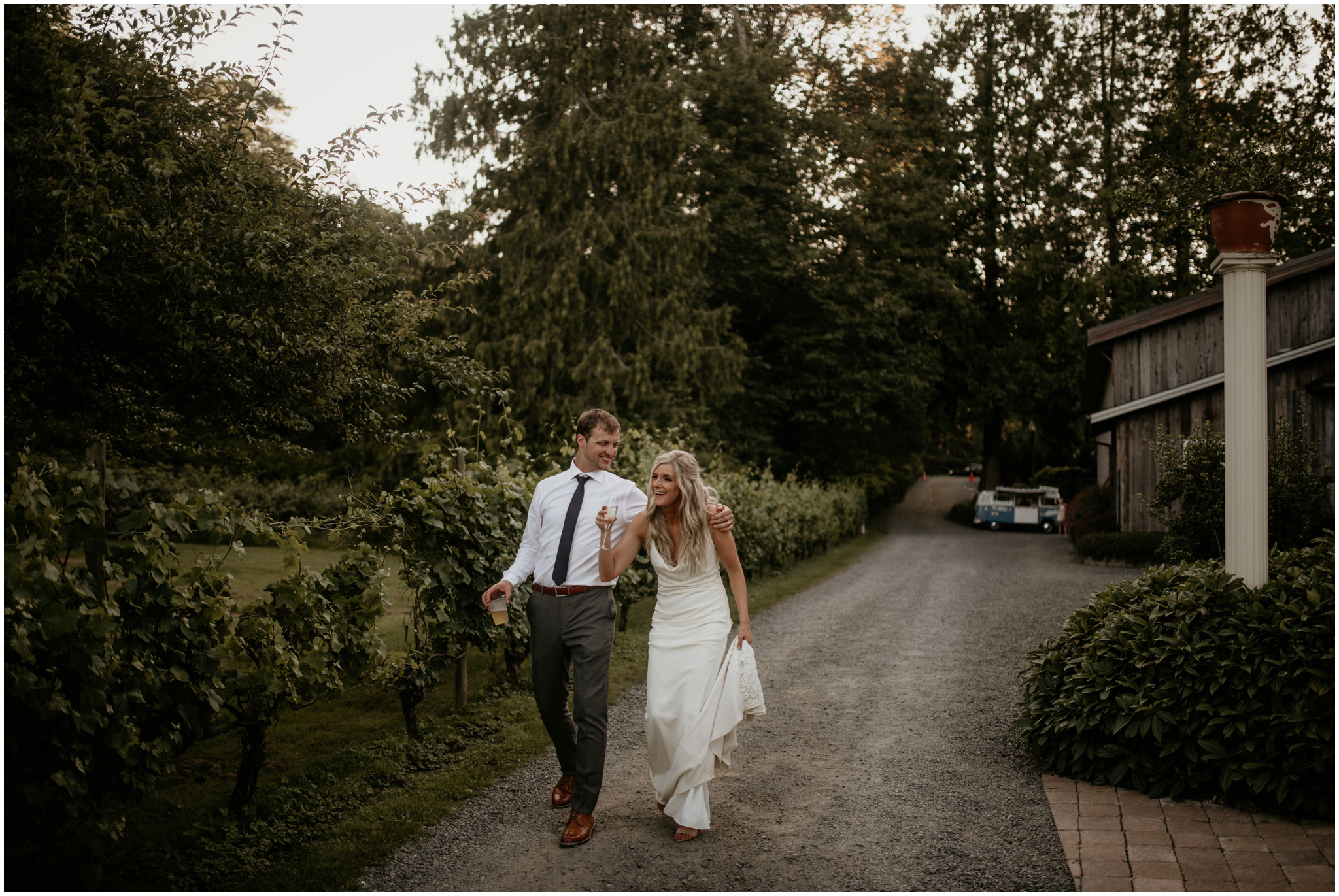 alicia-and-andy-green-gates-at-flowing-lake-seattle-wedding-photographer-147.jpg