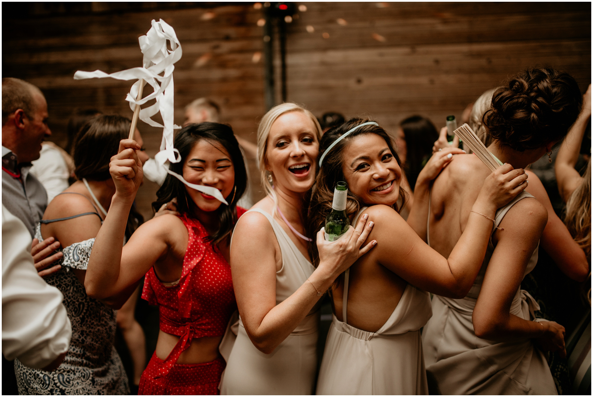 alicia-and-andy-green-gates-at-flowing-lake-seattle-wedding-photographer-193.jpg