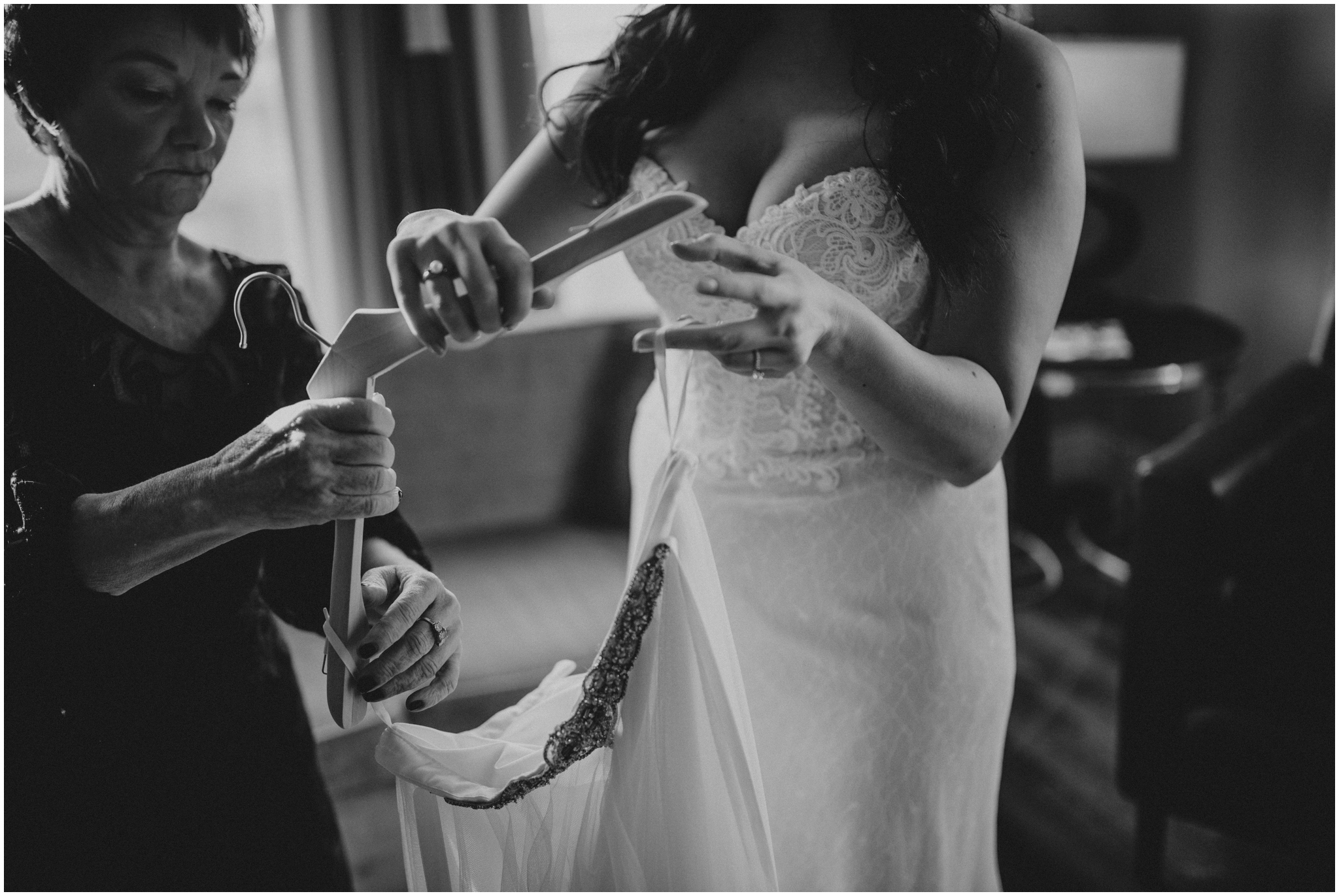 danny+mackenzie+downtown-seattle-axis-wedding-seattle-photographer-016.jpg