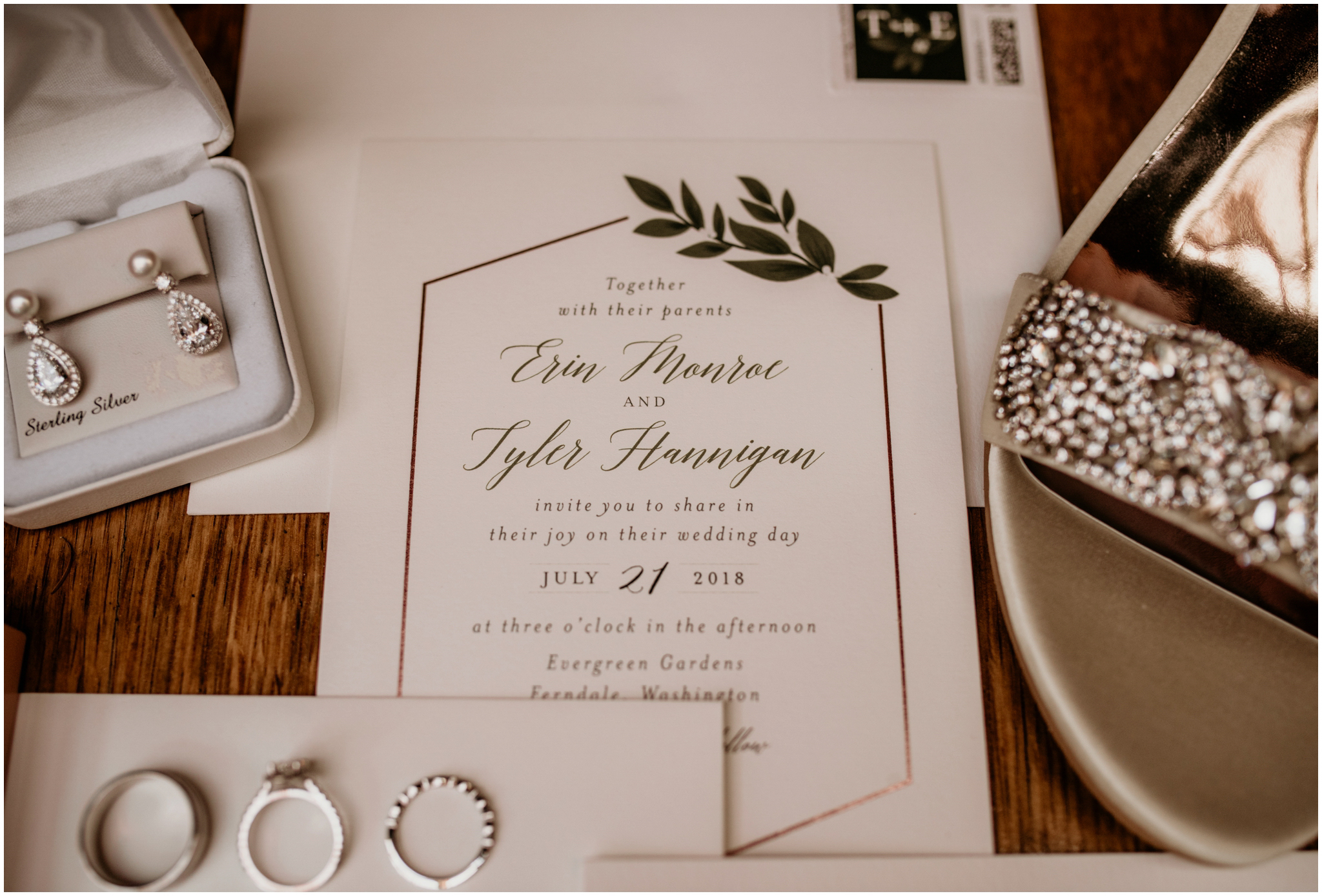 erin-and-tyler-evergreen-gardens-bellingham-wedding-photographer-005.jpg