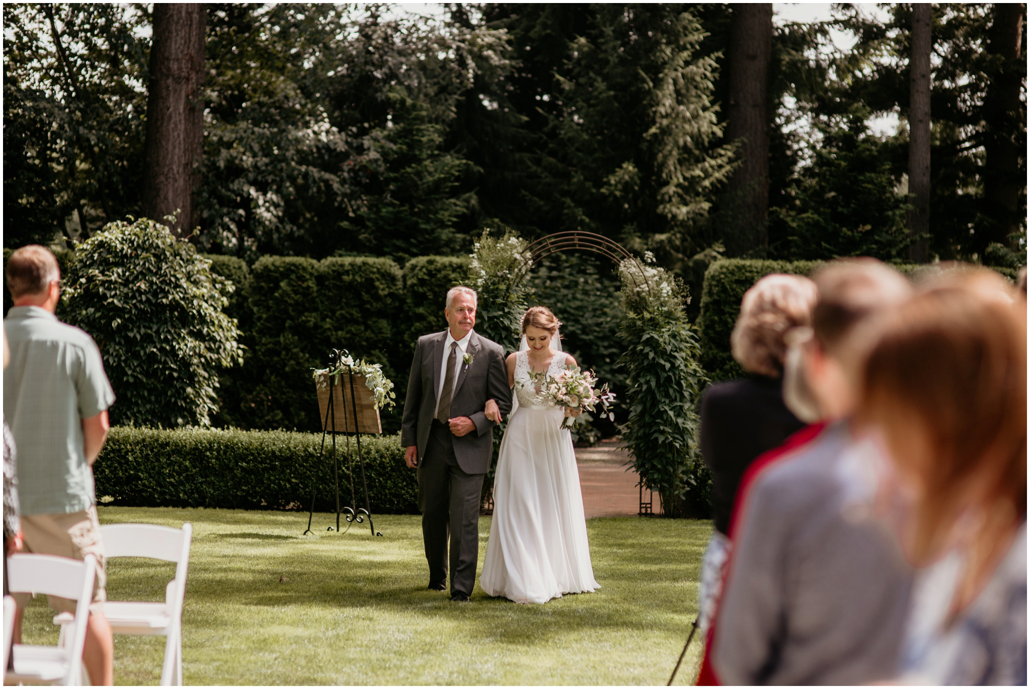 erin-and-tyler-evergreen-gardens-bellingham-wedding-photographer-060.jpg
