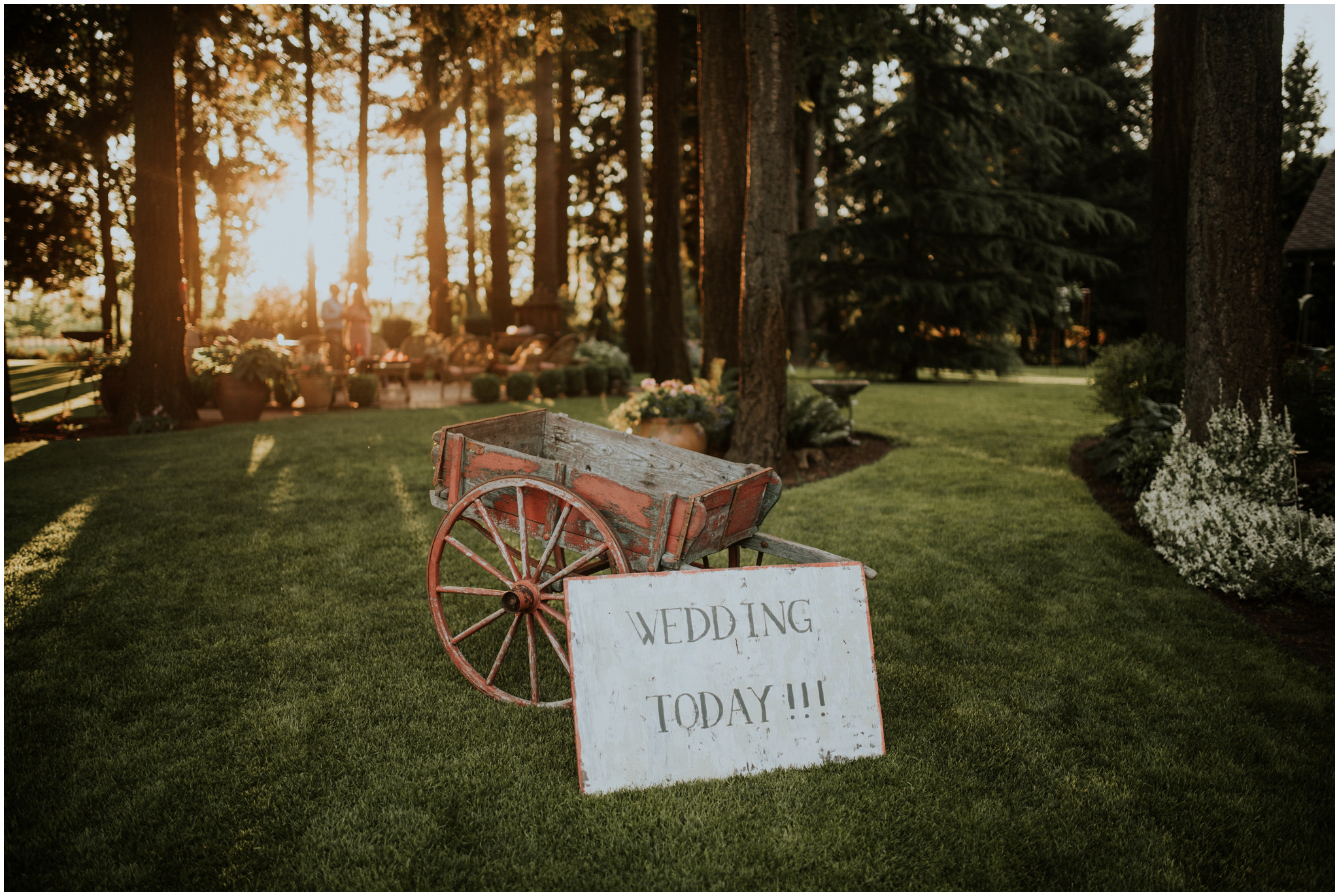 erin-and-tyler-evergreen-gardens-bellingham-wedding-photographer-145.jpg