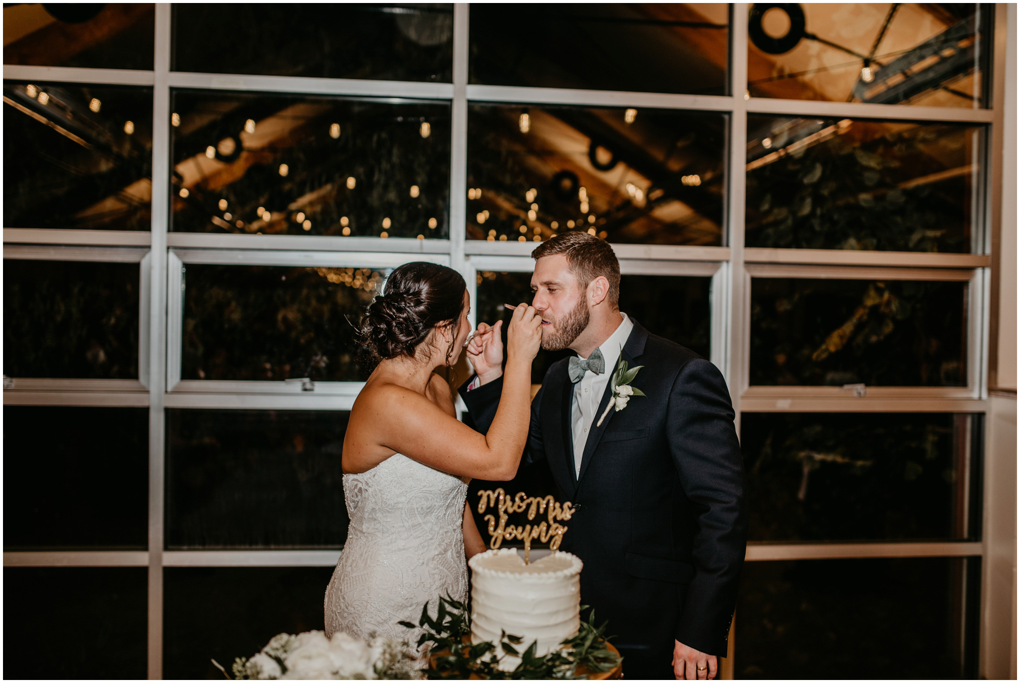 ashley-tj-the-pickering-barn-winter-wedding-seattle-photographer-080.jpg