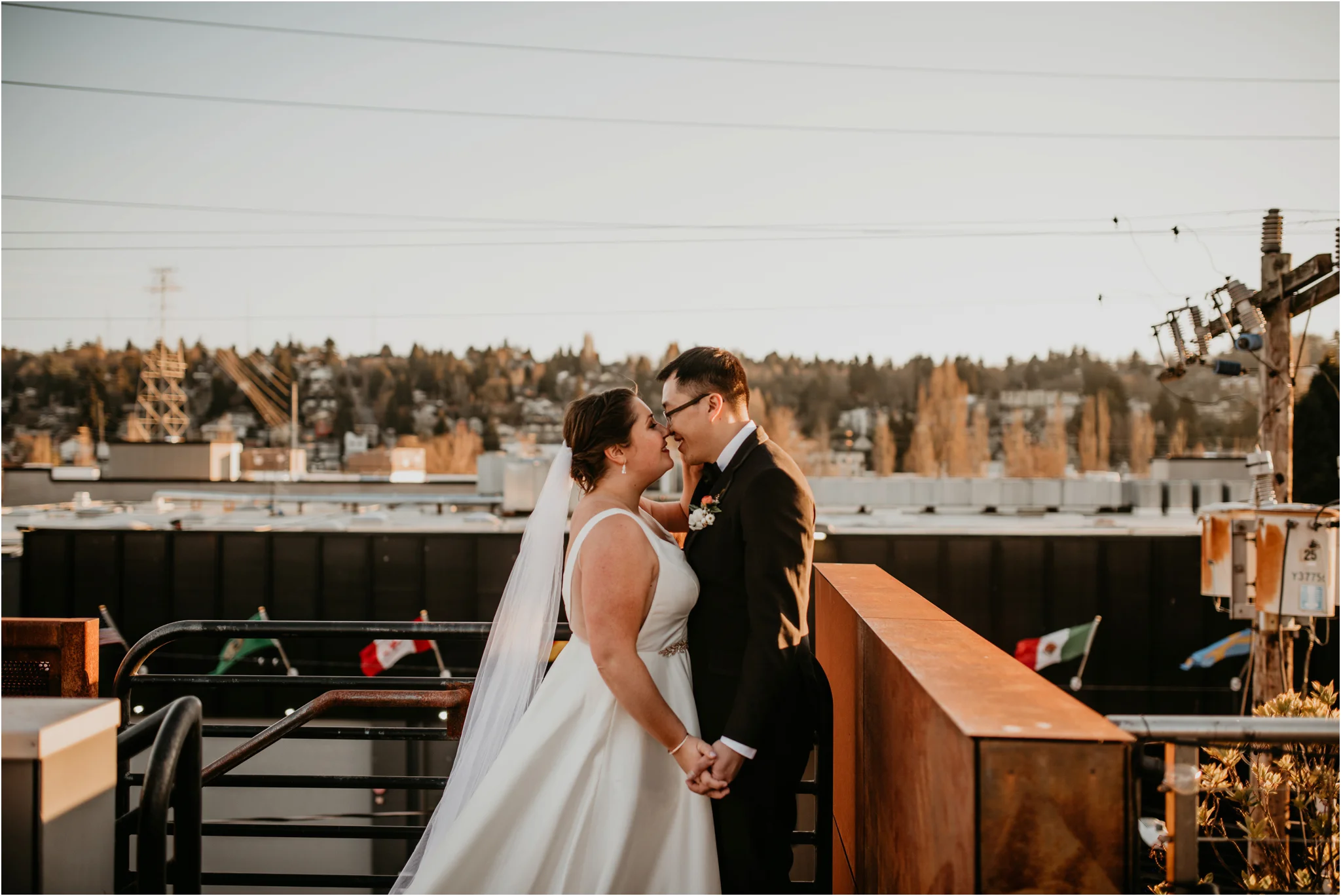 ashley-and-david-fremont-foundry-seattle-washington-wedding-photographer-089.jpg