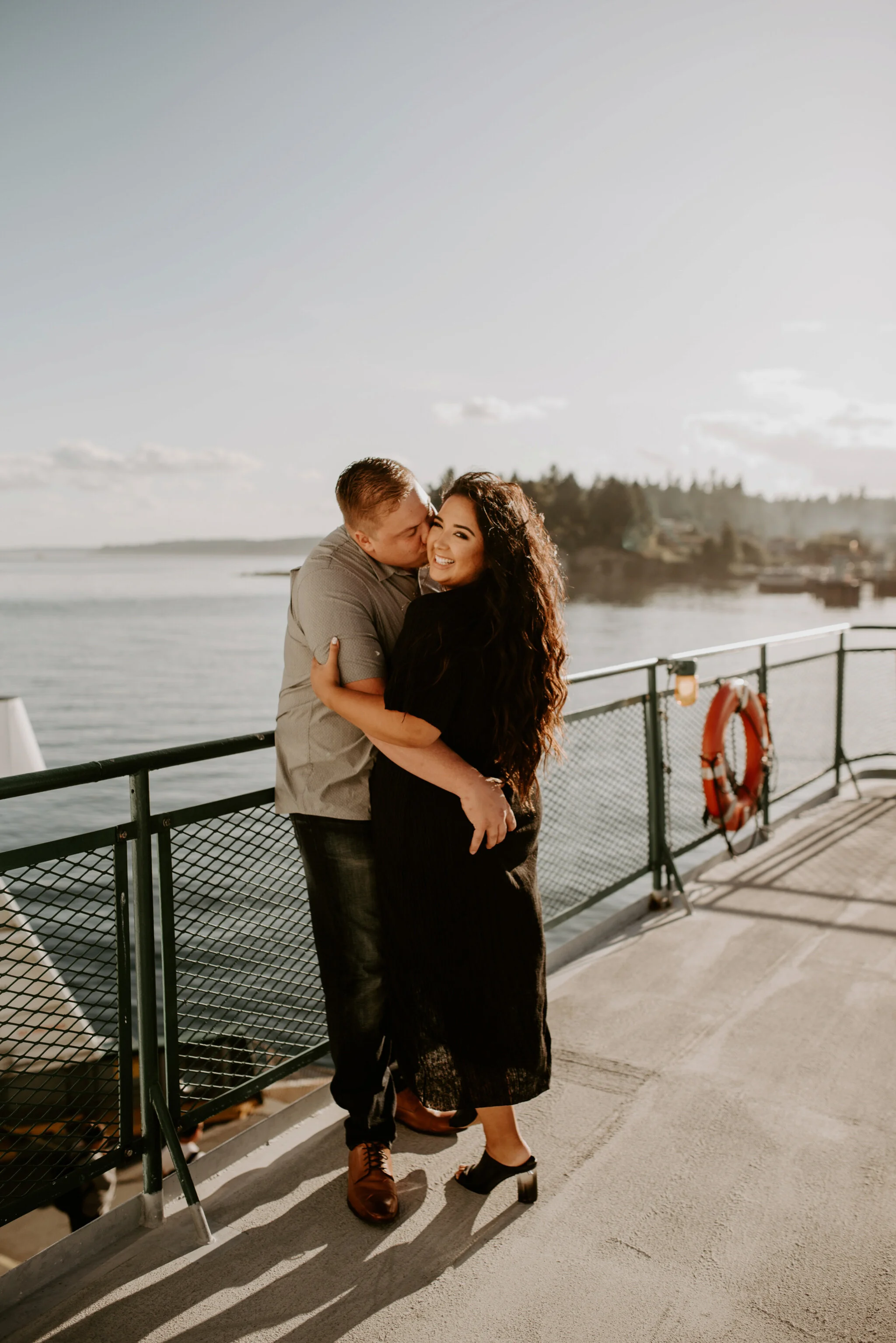 andrea-emmett-bainbridge-ferry-seattle-engagment-photographer-012.jpg