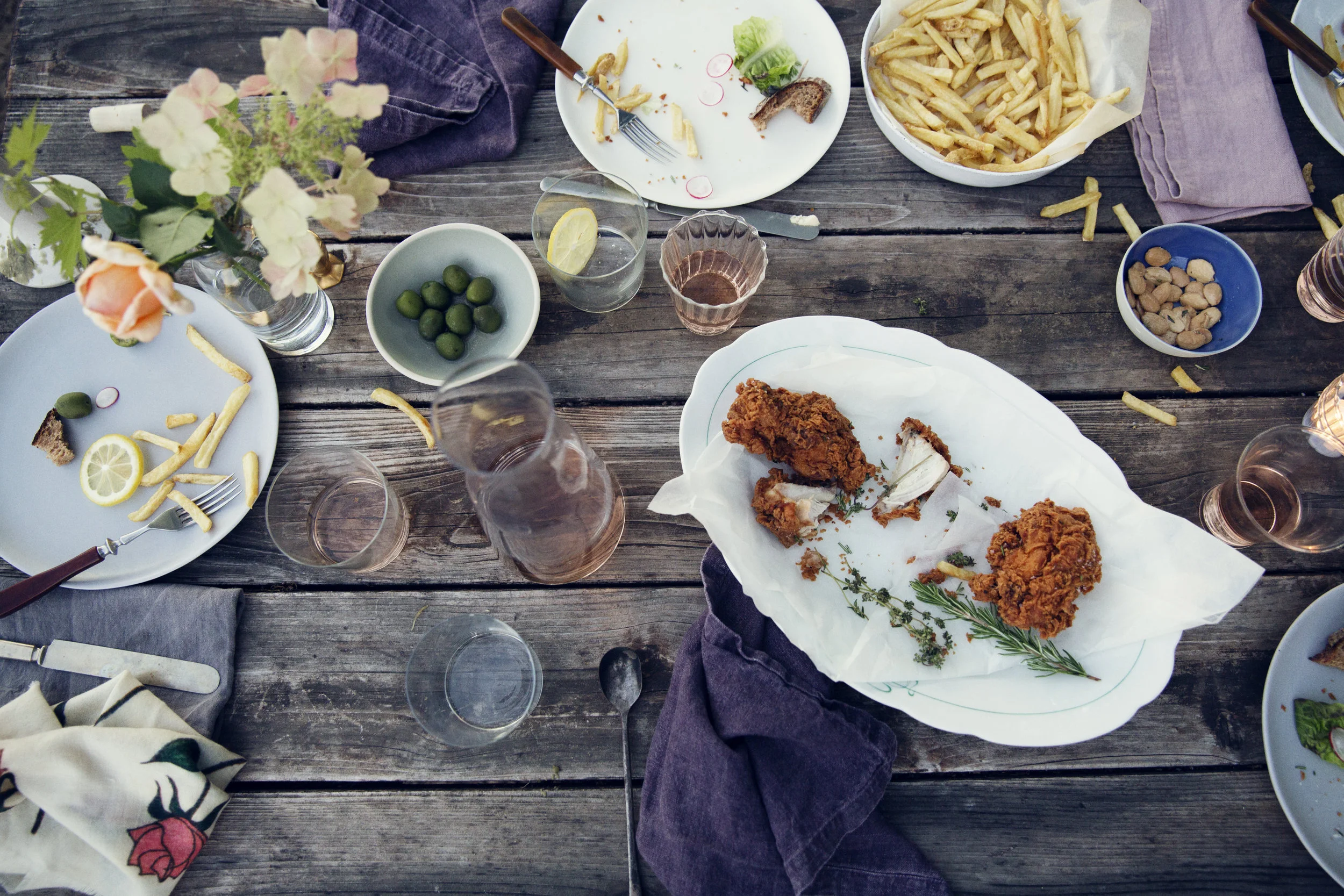 10_Entertaining_3600.jpg
