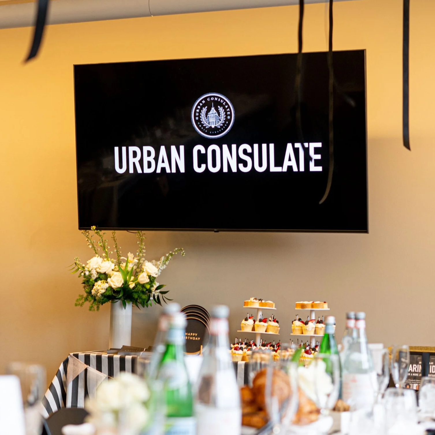 UrbanConsolate10thBirthday001.JPG