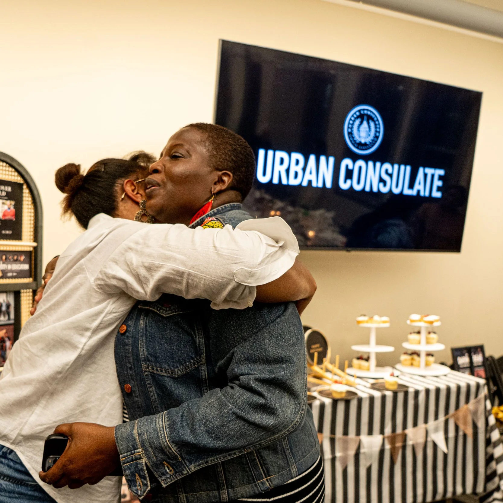 UrbanConsolate10thBirthday409.JPG