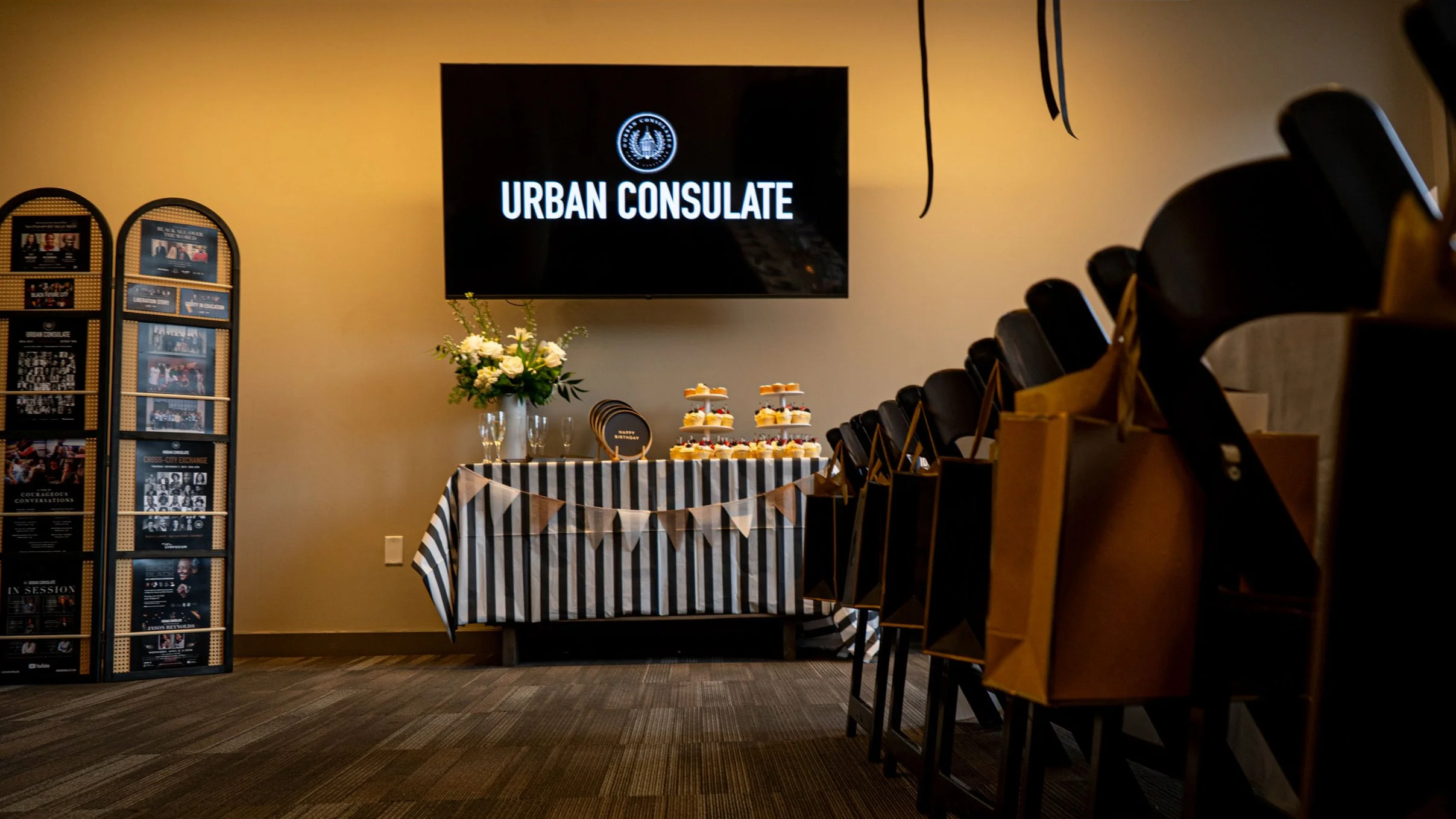 UrbanConsolate10thBirthday037.JPG