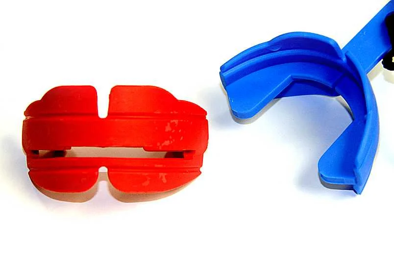 athleticMouthGuard2.jpg