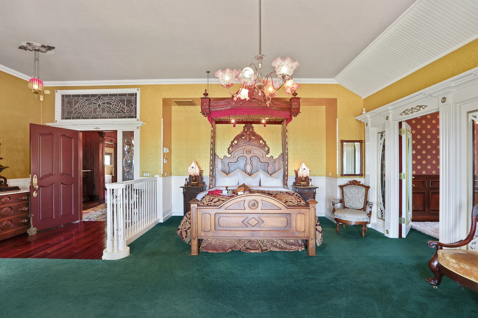 Interior33Web.jpg
