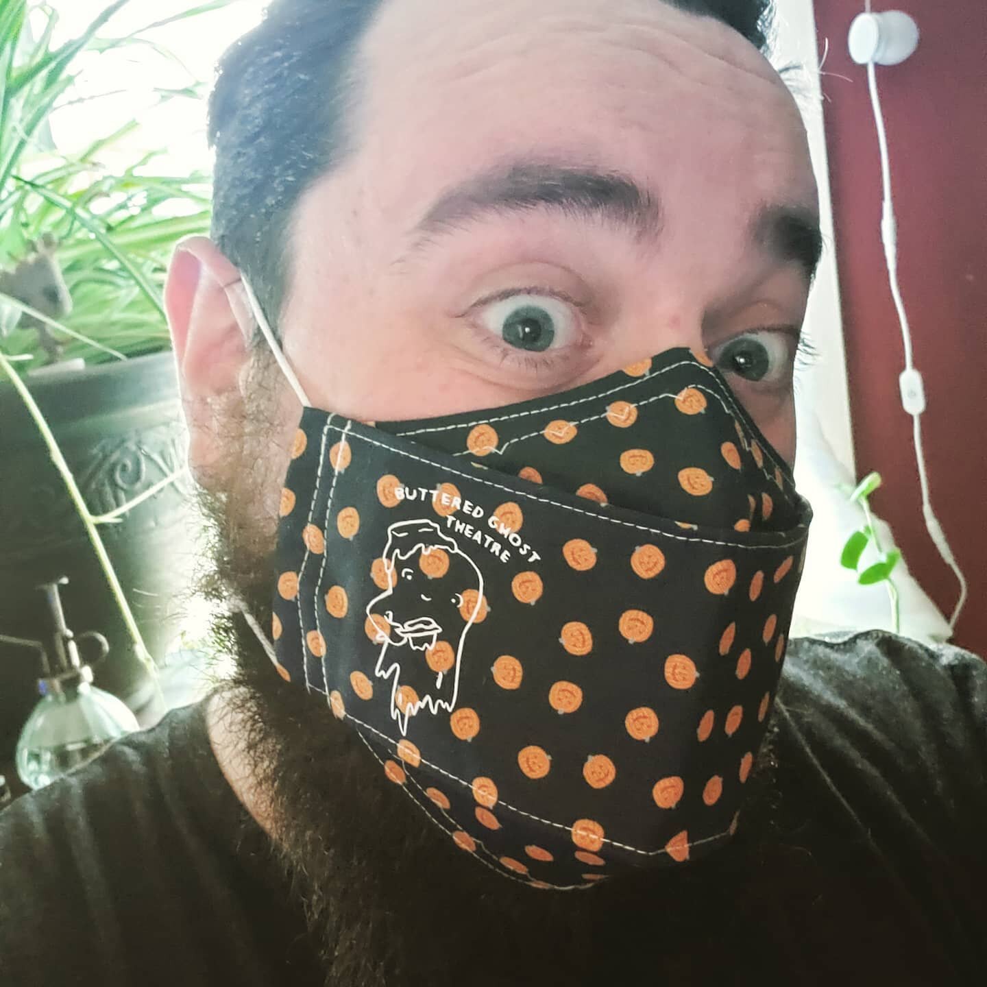 Check out my new branded masks created by the ever amazing @prism.power 
Get one for yourself at https://www.etsy.com/shop/mxstitches