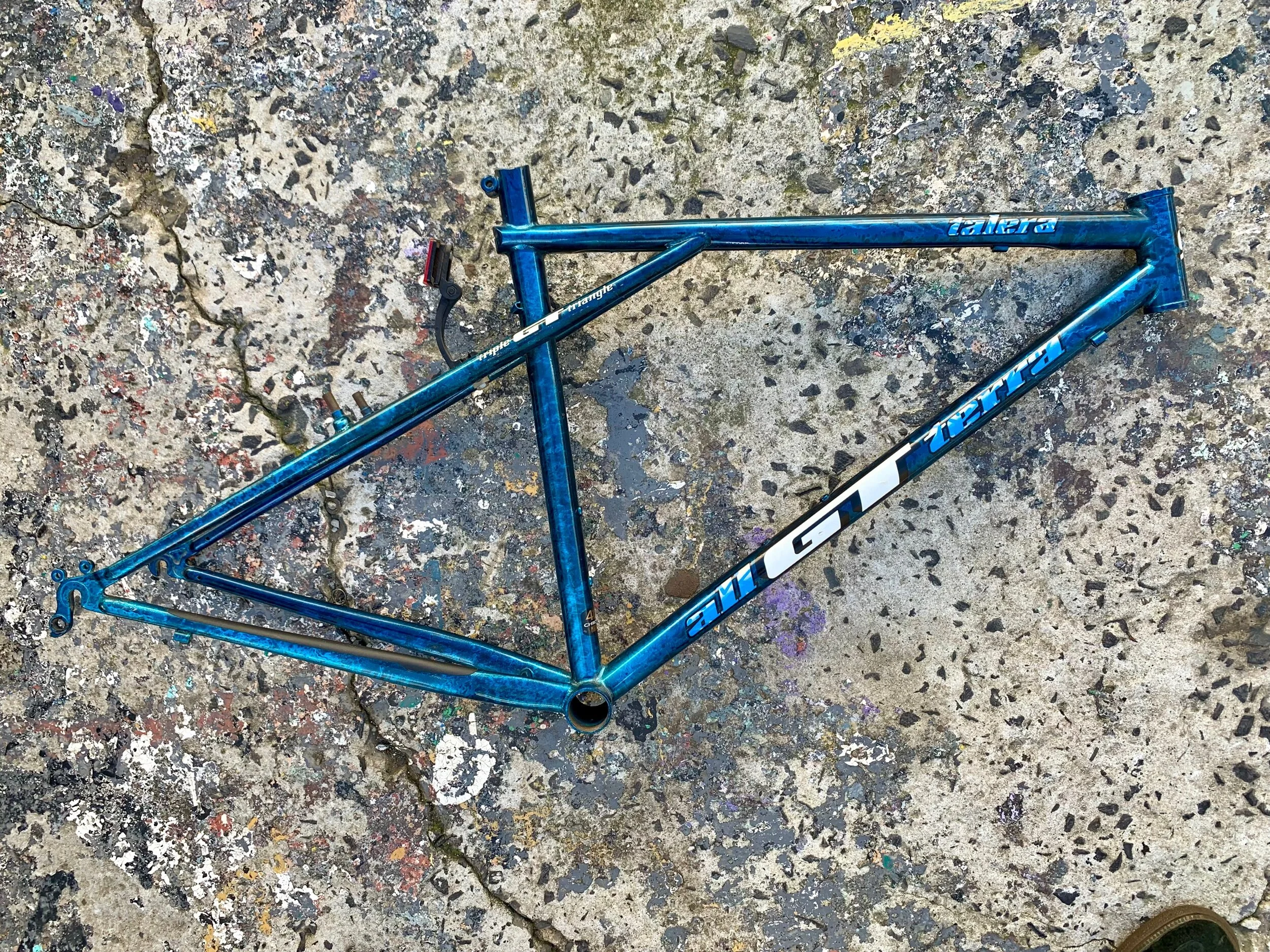 20B9B74D-ECB8-4CC7-9181-DE87160AF6F7