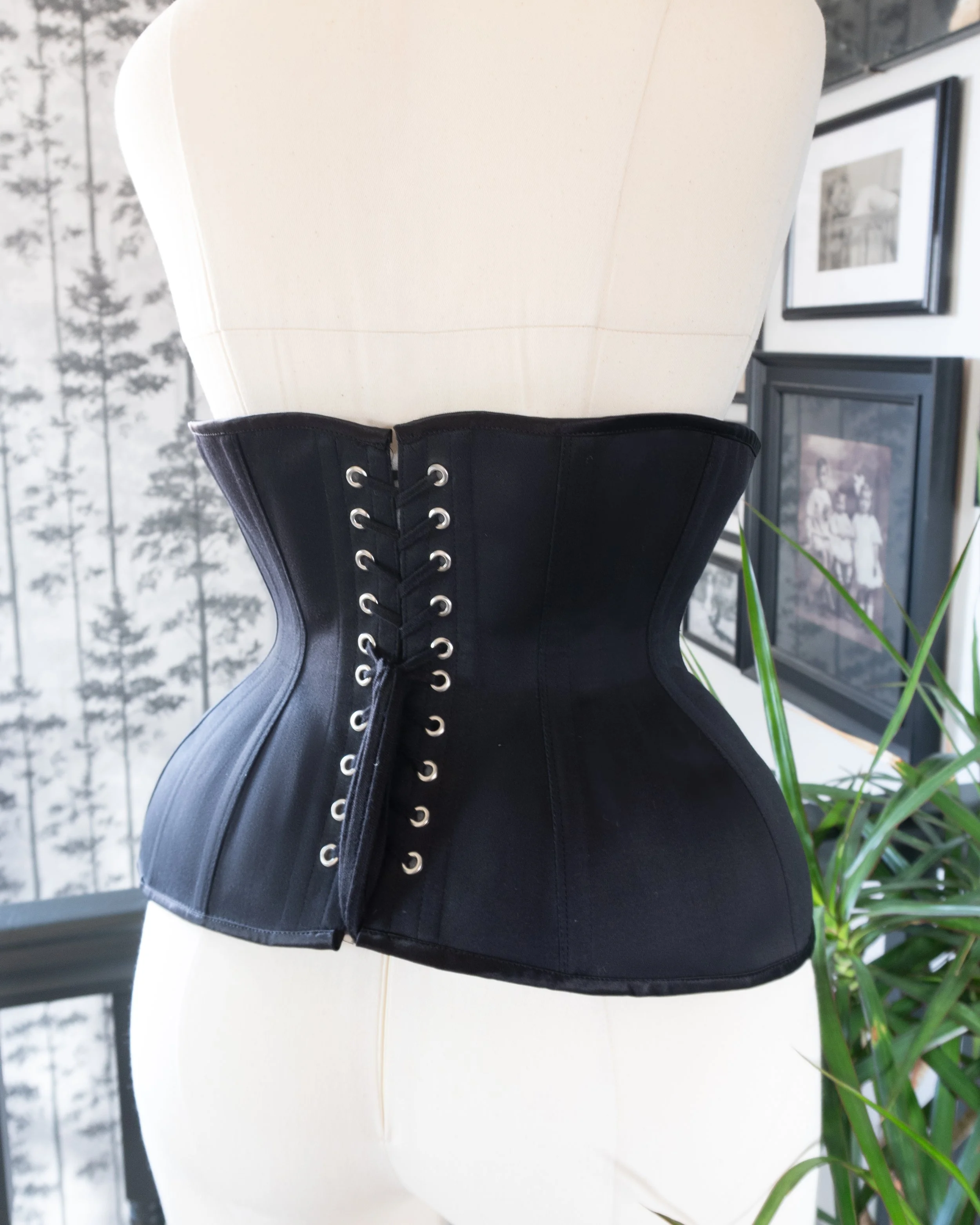 Black sateen smooth underbust corset-1.jpg