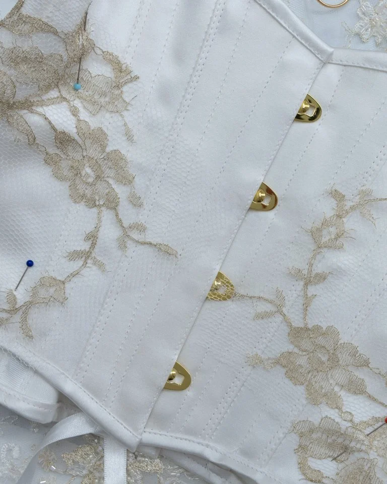 corset Heart of gold..jpg