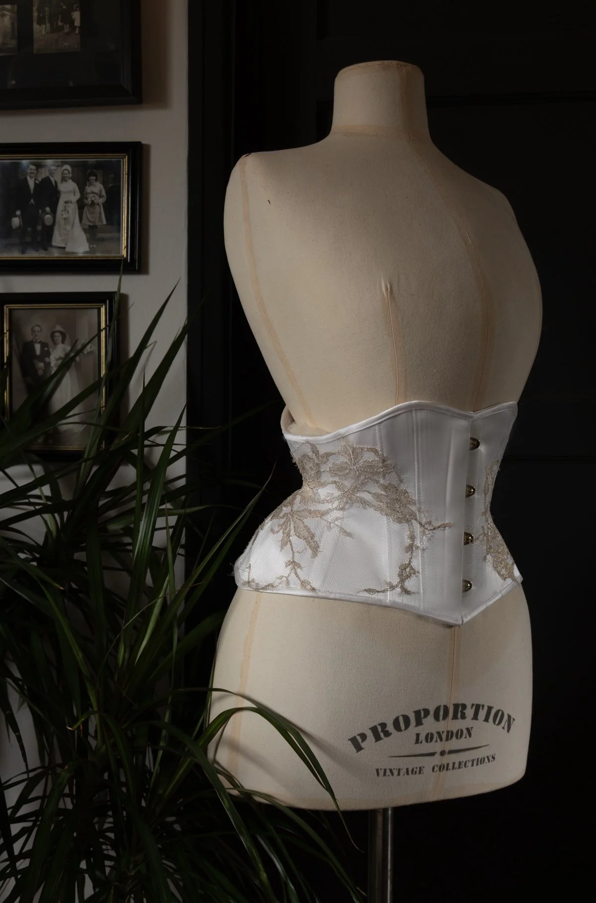 cincher Heart of gold front.jpg