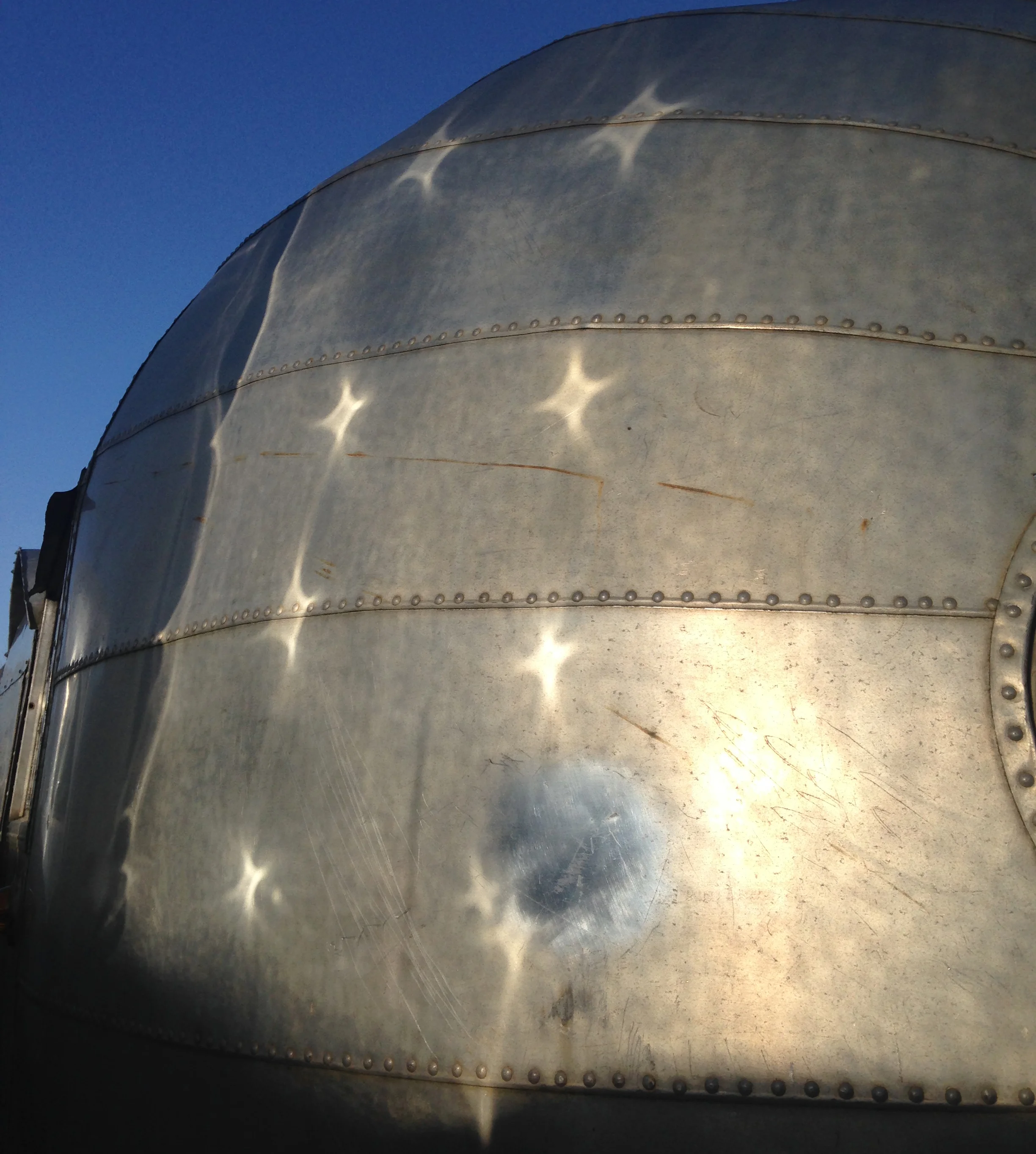 pic of 1940s arc airstram with stars 1 cropped.jpg