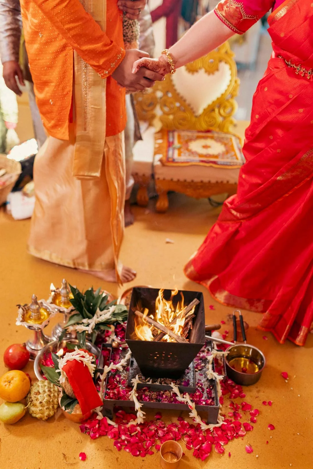 Indian wedding rituals with the sacred fire in the middle - Pheras
