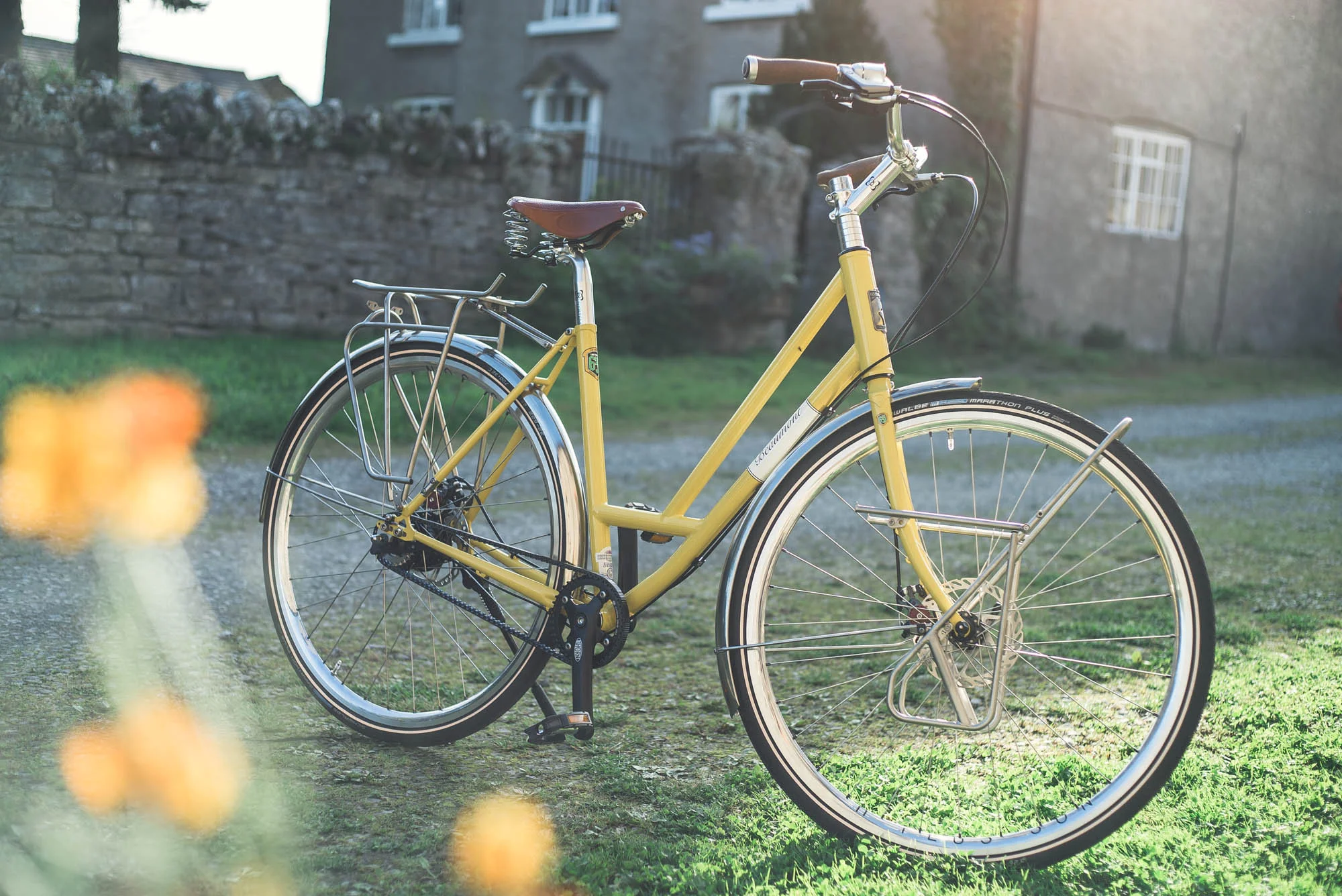 I love Julie's choice of colour as much as her choice of the Gate's Belt-Drive - it's so smooth and so quiet - and no need to ever worry about oil on your trousers ever again.