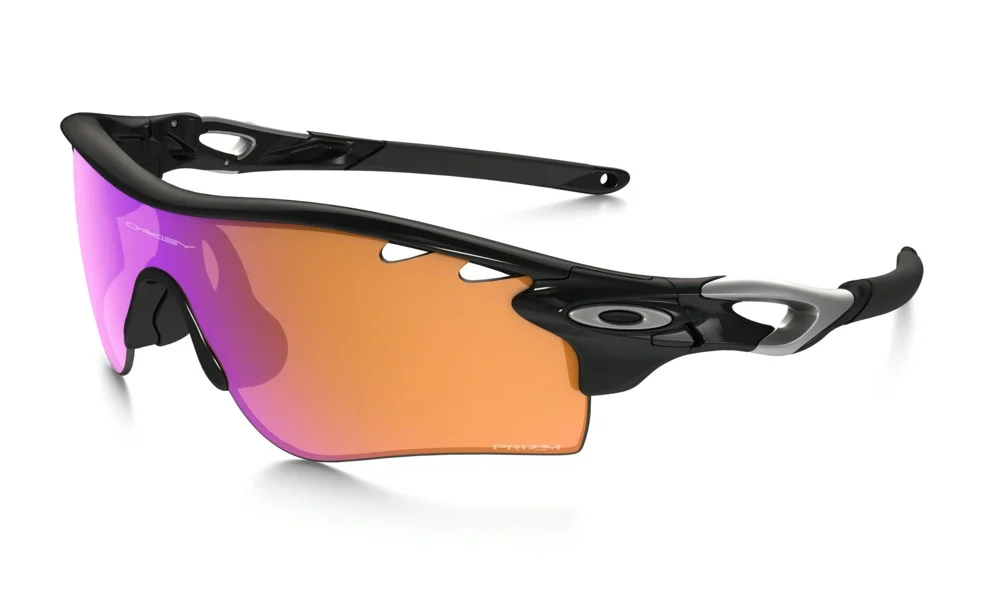 OAKLEY