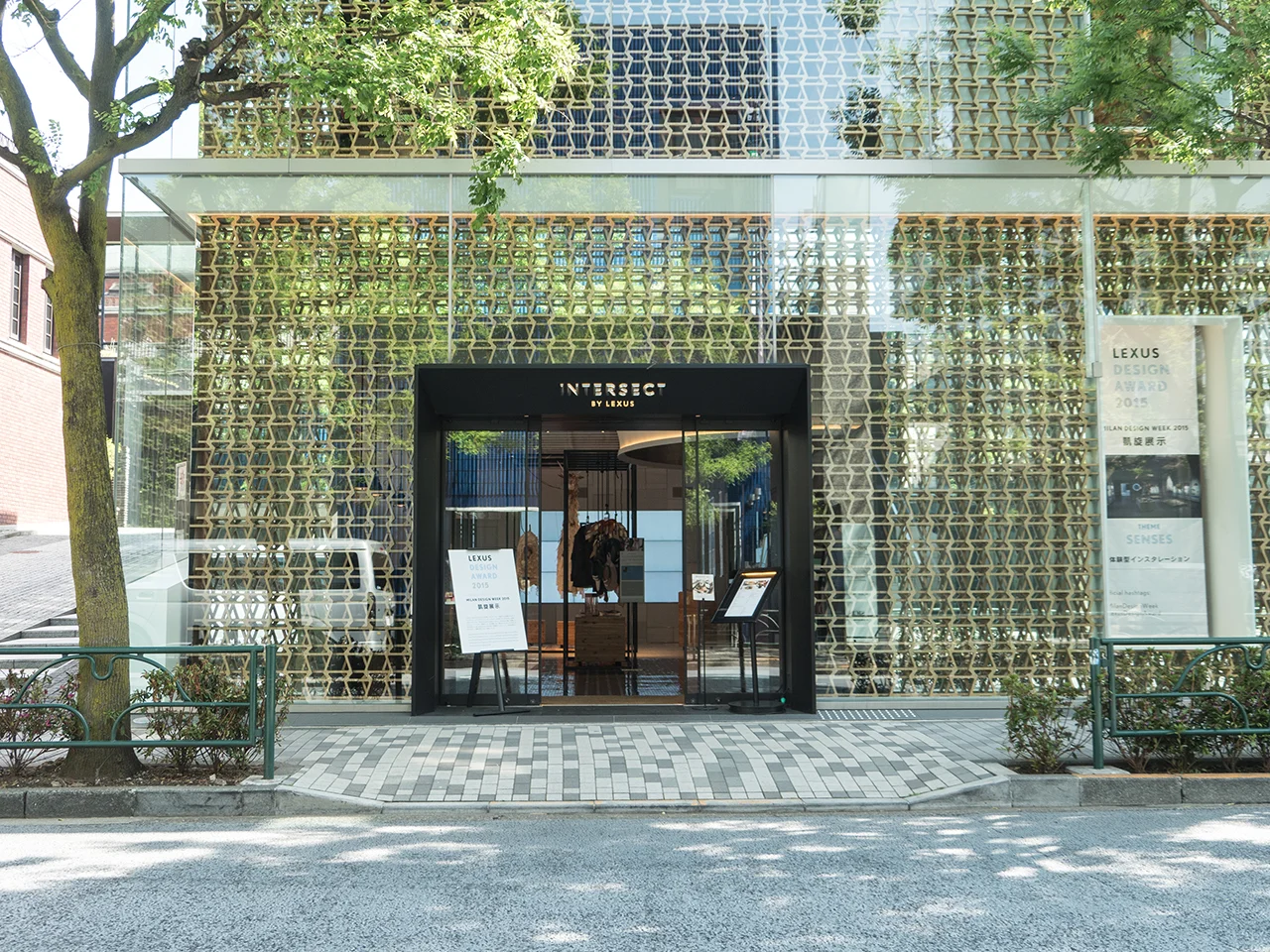 TokyoExhibit_Facade_Far_S.jpg