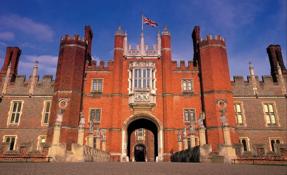 Hampton Court Palace Case Study — SUMO Services