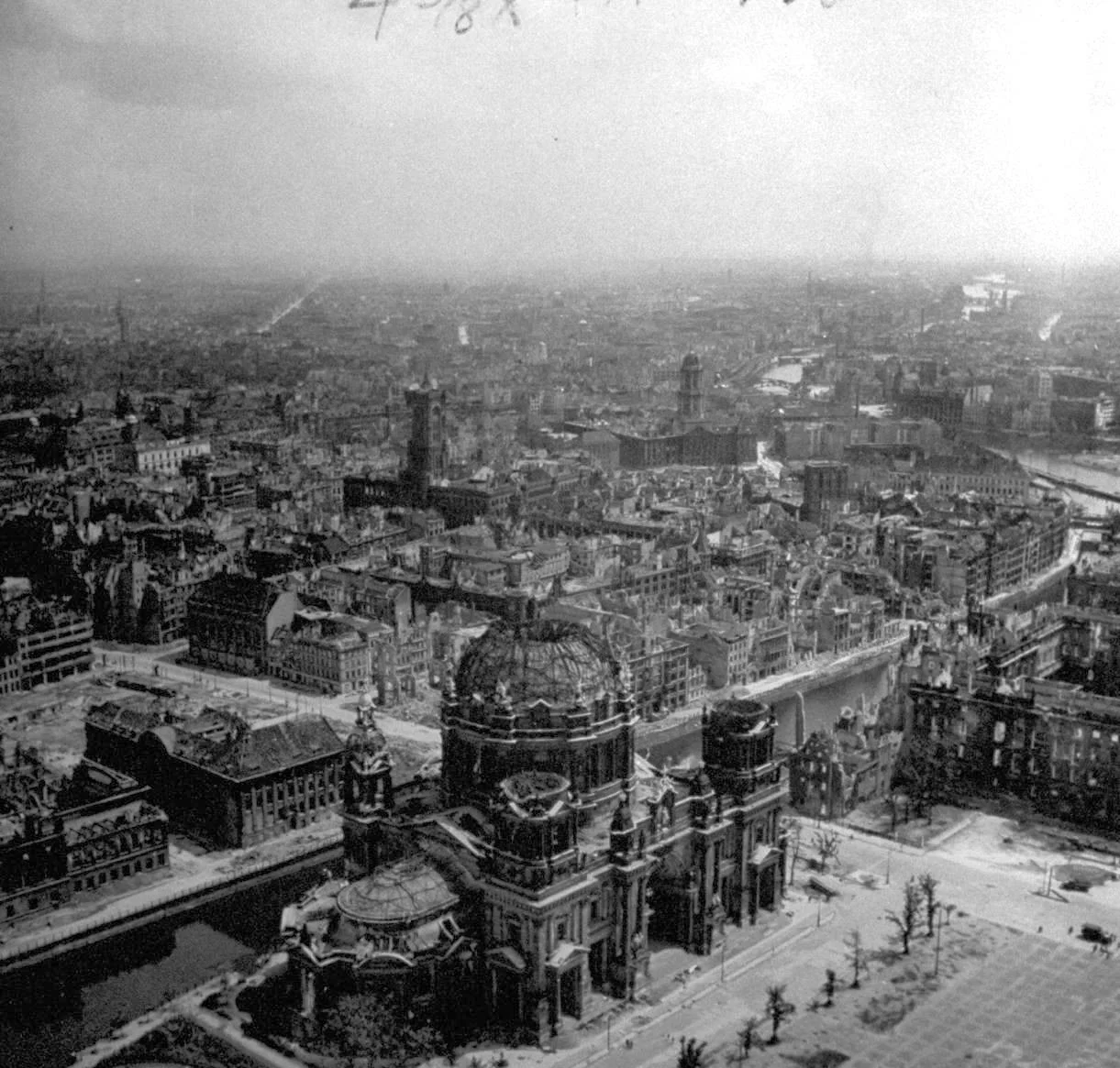 ruined-berlin.jpg