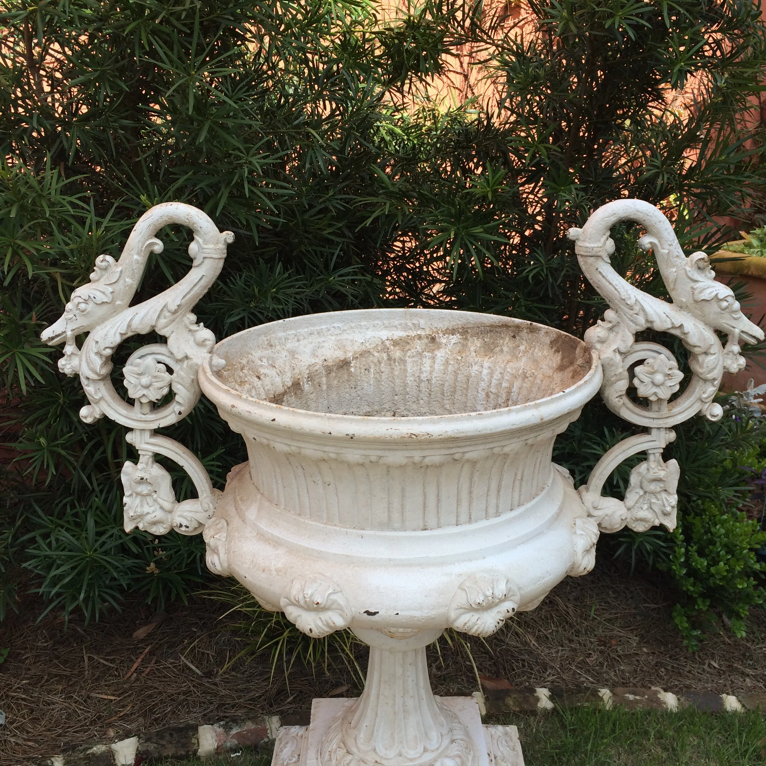 3044. J.L. Mott Cast iron handled urn 5_Charleston Garden Works.JPG