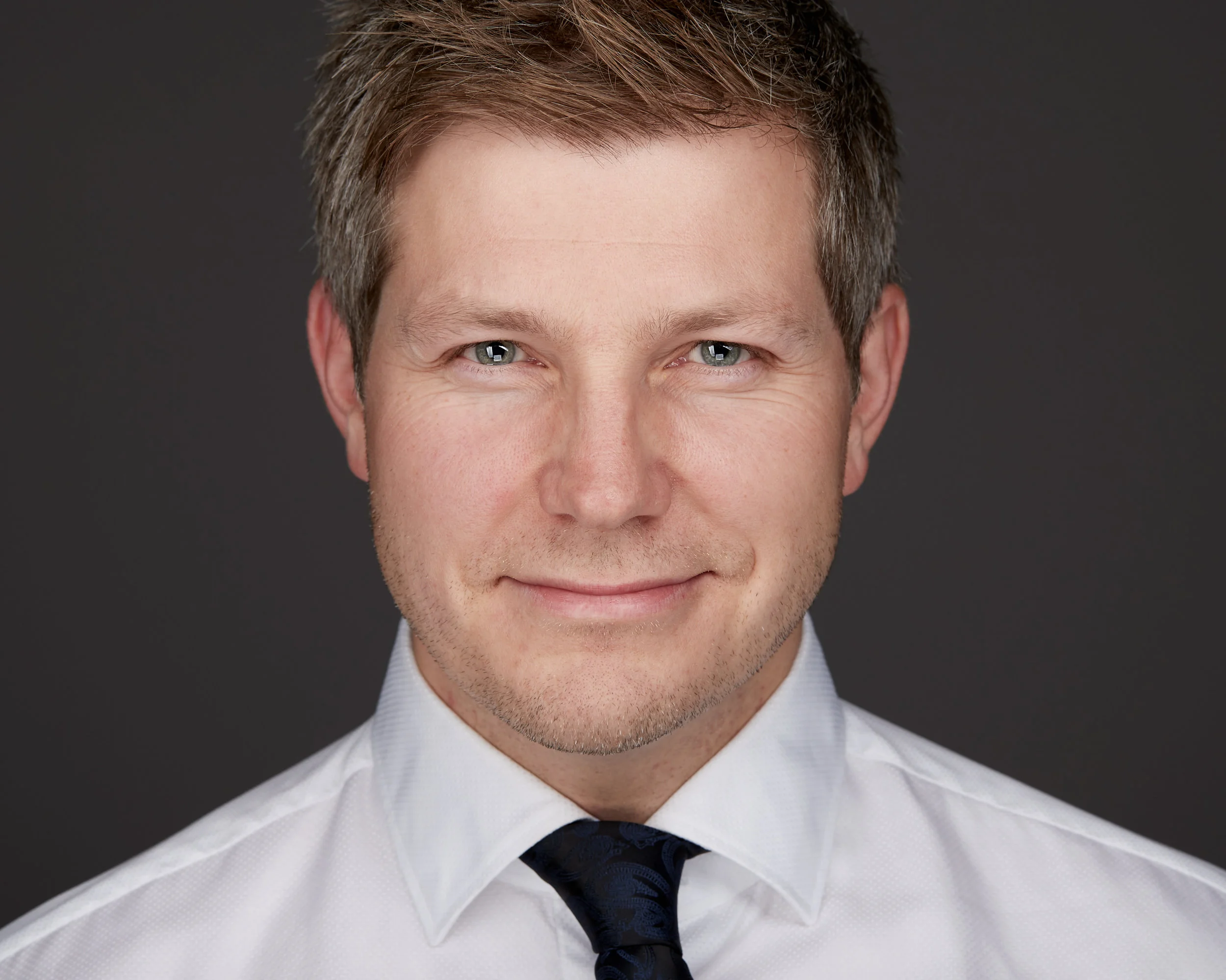 Hvorfor ta et profesjonelt headshot?
