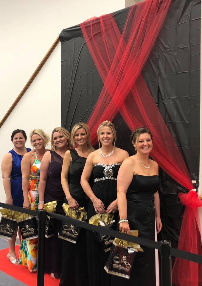 Prom Moms