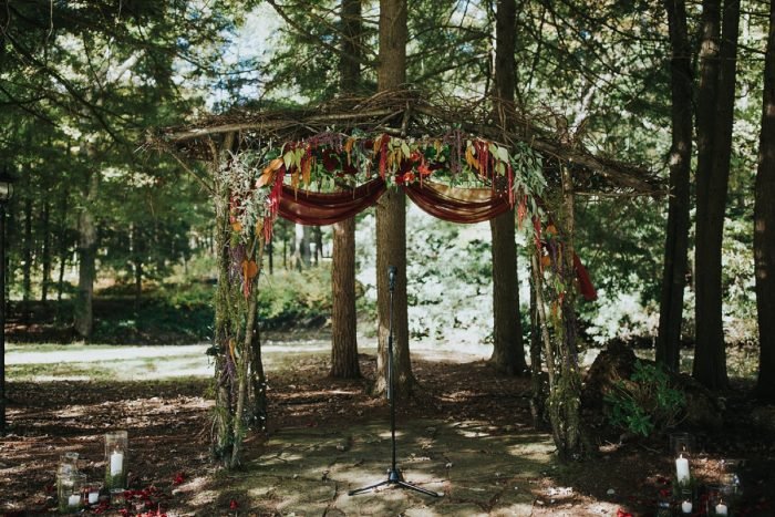 Burgh_Brides_Enchanting_Fall_Wedding_Fernstone_Retreat_Oakwood_Photo_6956-700x467.jpg