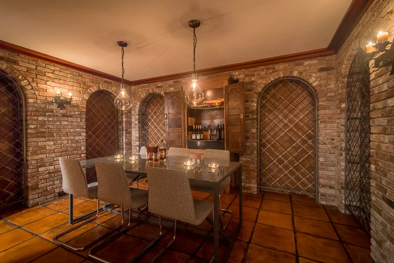 wine_main-375-HDR_web.jpg
