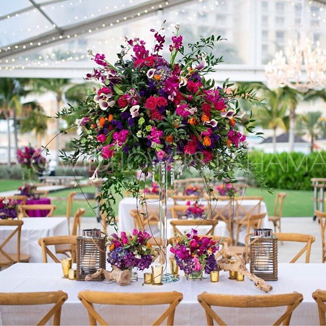 We are crazy about this beautiful color scheme! The vibrant colors came together beautifully! *
*
*
*
#corporateevents #wildflowers #dmc #vibrant #bahamas #bahamasevents #bahamar #flowers #eventplanning #eventdesign #tent #tentit