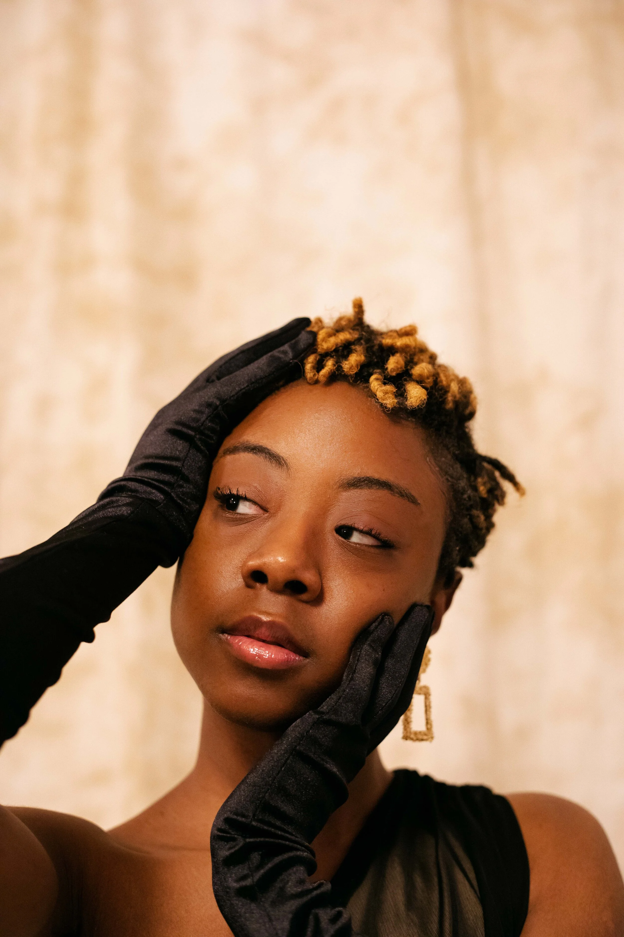   Tahlia   Adjectives to describe Tahlia aka China:  Creative, Radiant, Original, Authentic, Talented-Leader, and Beautiful 