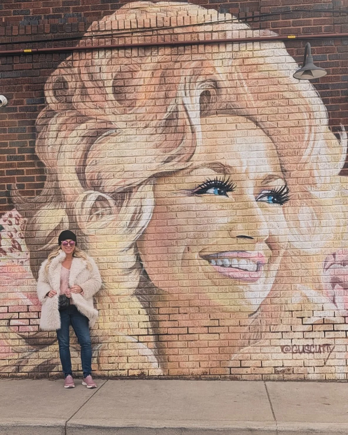 ✨ Thank you, Dolly. 💗🪩🎶
For the shine, the sparkle, the heart, and the reminder to always be fully yourself and follow your dreams.