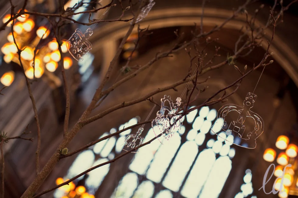 Cleartouch_bespoke-gallery-perspex-crown.jpg
