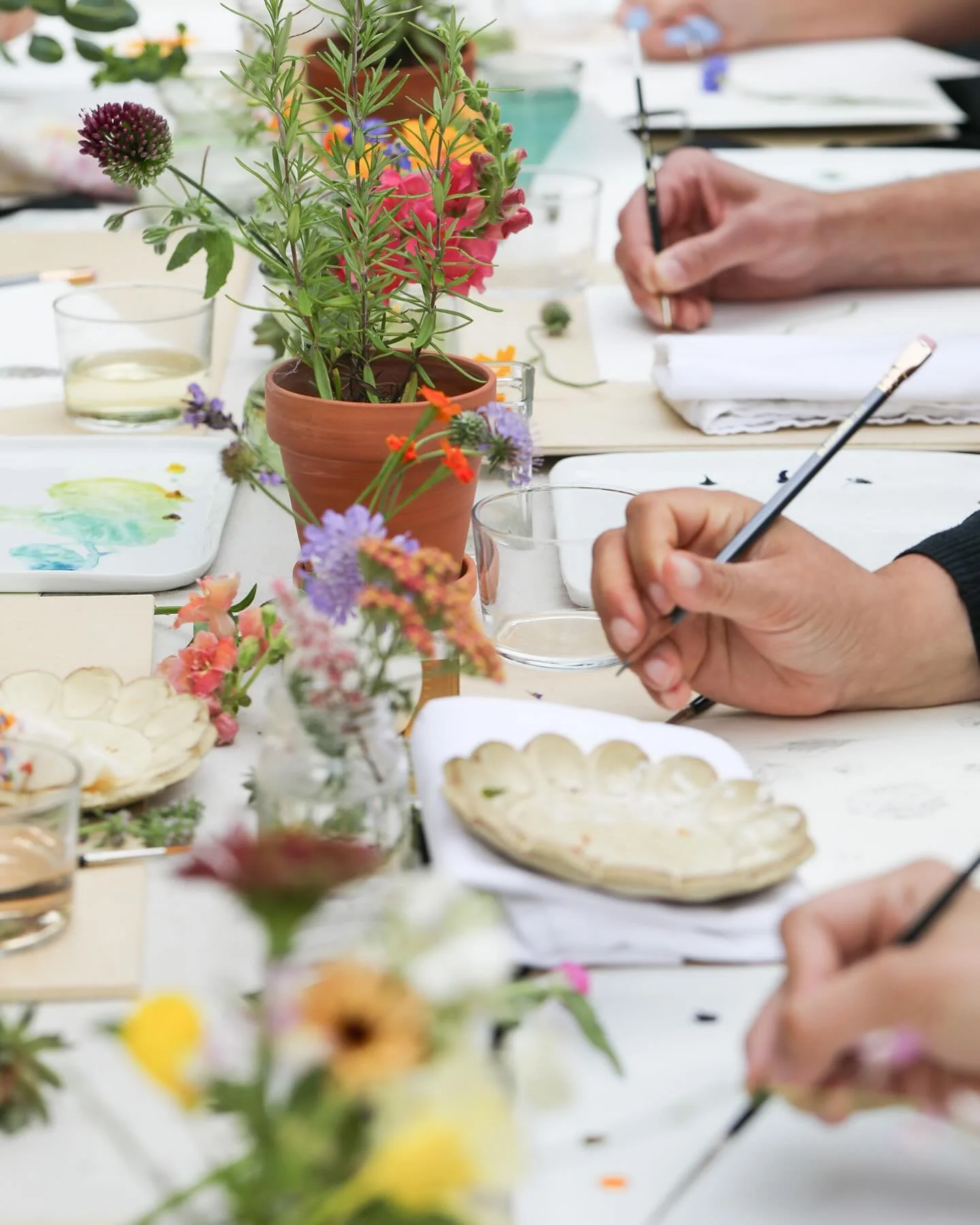 Save the date! 
Registration opens Saturday, June 7th at 9:00 am eastern 

Summer Solstice Flower Experience in the Garden 
 
~ a mini flower retreat to celebrate the longest day of the year ~

Saturday, June 21
9:00 am - 1:00 pm

🌸Welcome, coffee o